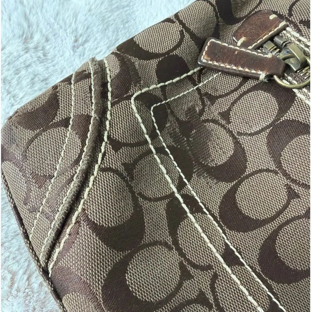 Coach Shoulder Bag - Picture 6 of 11